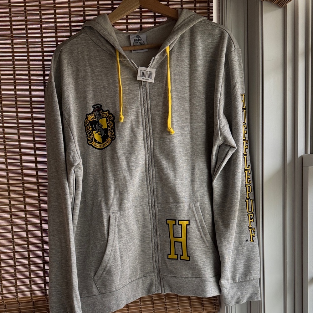 Hogwarts Hufflepuff Gray Hoodie